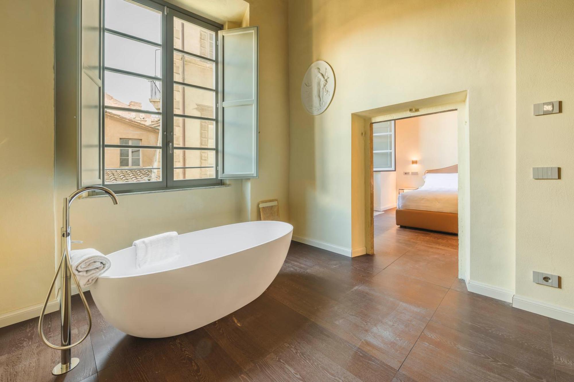 Palazzo Patrizi Suites & Spa Сиена Экстерьер фото