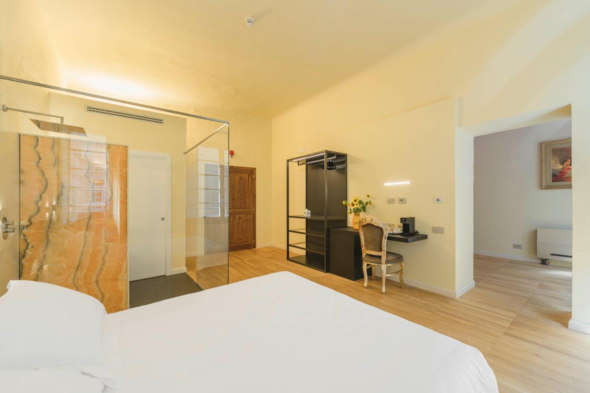 Palazzo Patrizi Suites & Spa Сиена Экстерьер фото