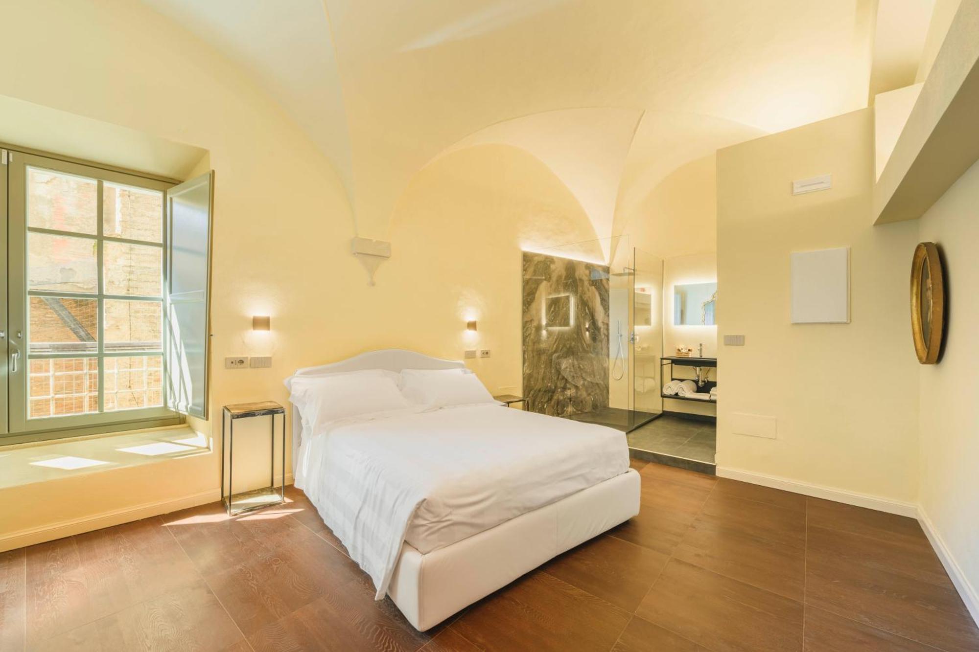 Palazzo Patrizi Suites & Spa Сиена Экстерьер фото
